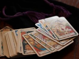 Psychic Tarot Readings